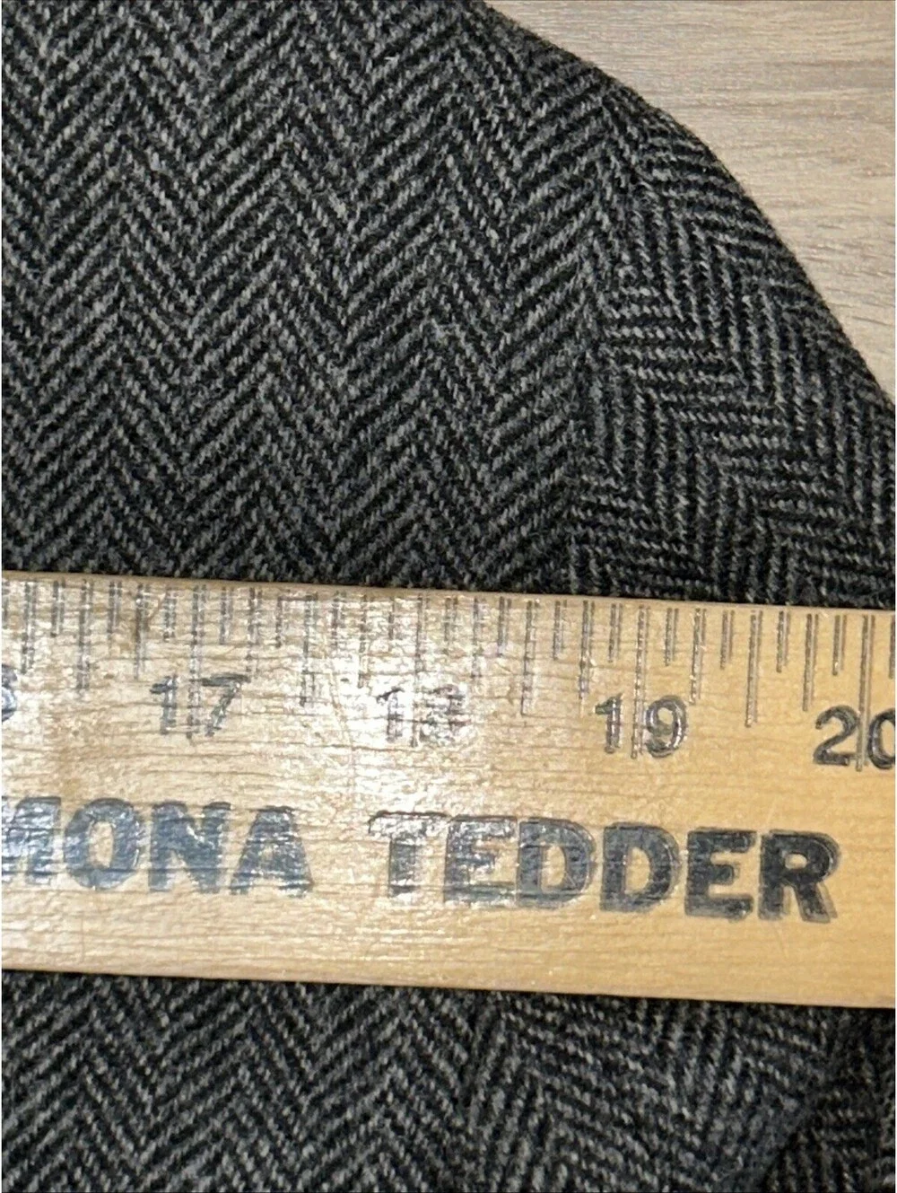 Vintage Brooks Brother 346 Dark Gray Herringbone 44S Men’s Blazer Sports Coat
